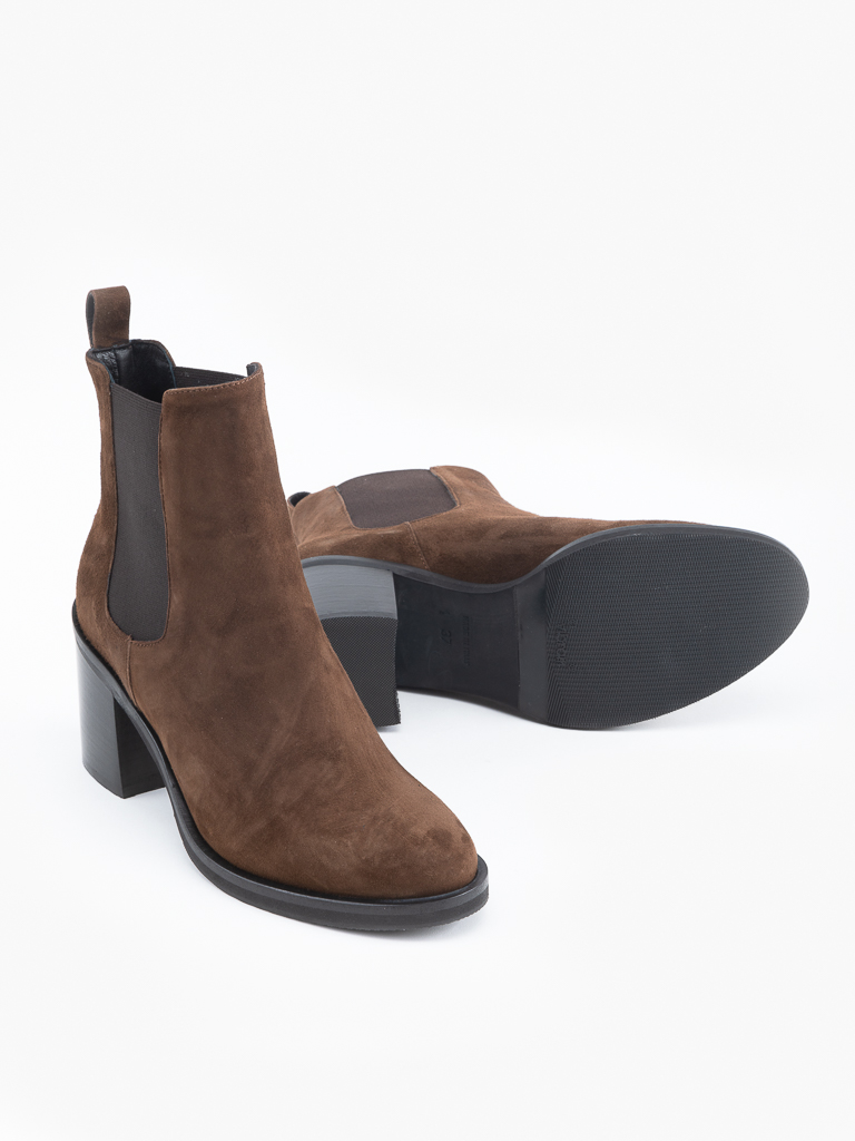 GIUDITTA209-BROWN