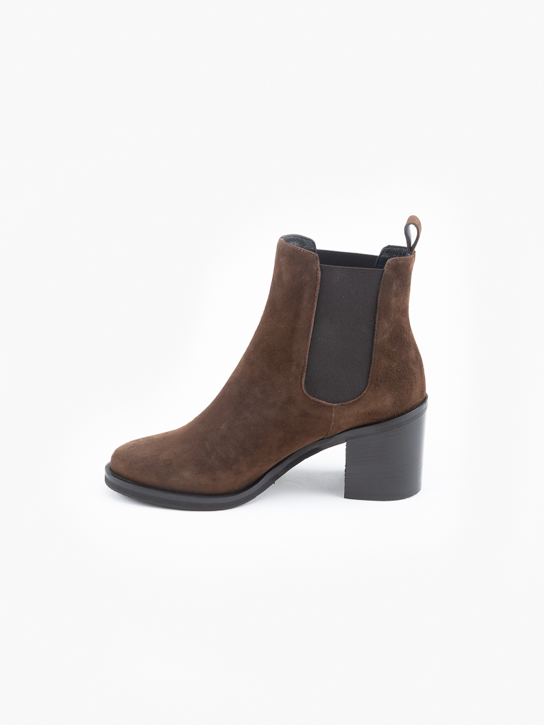 GIUDITTA209-BROWN